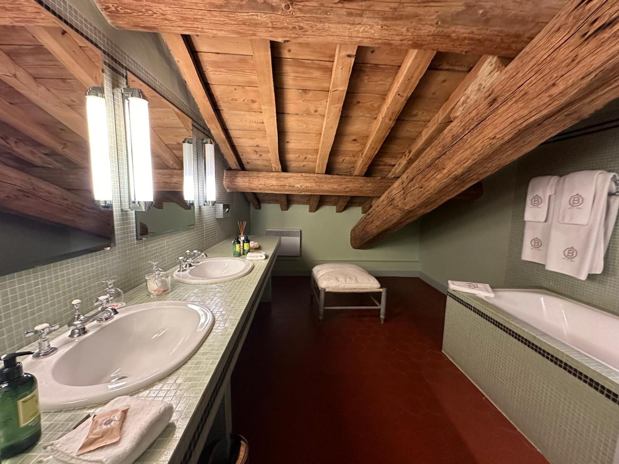 Le Mas De Peint - Hotel Et Restaurant Arles Kamer foto